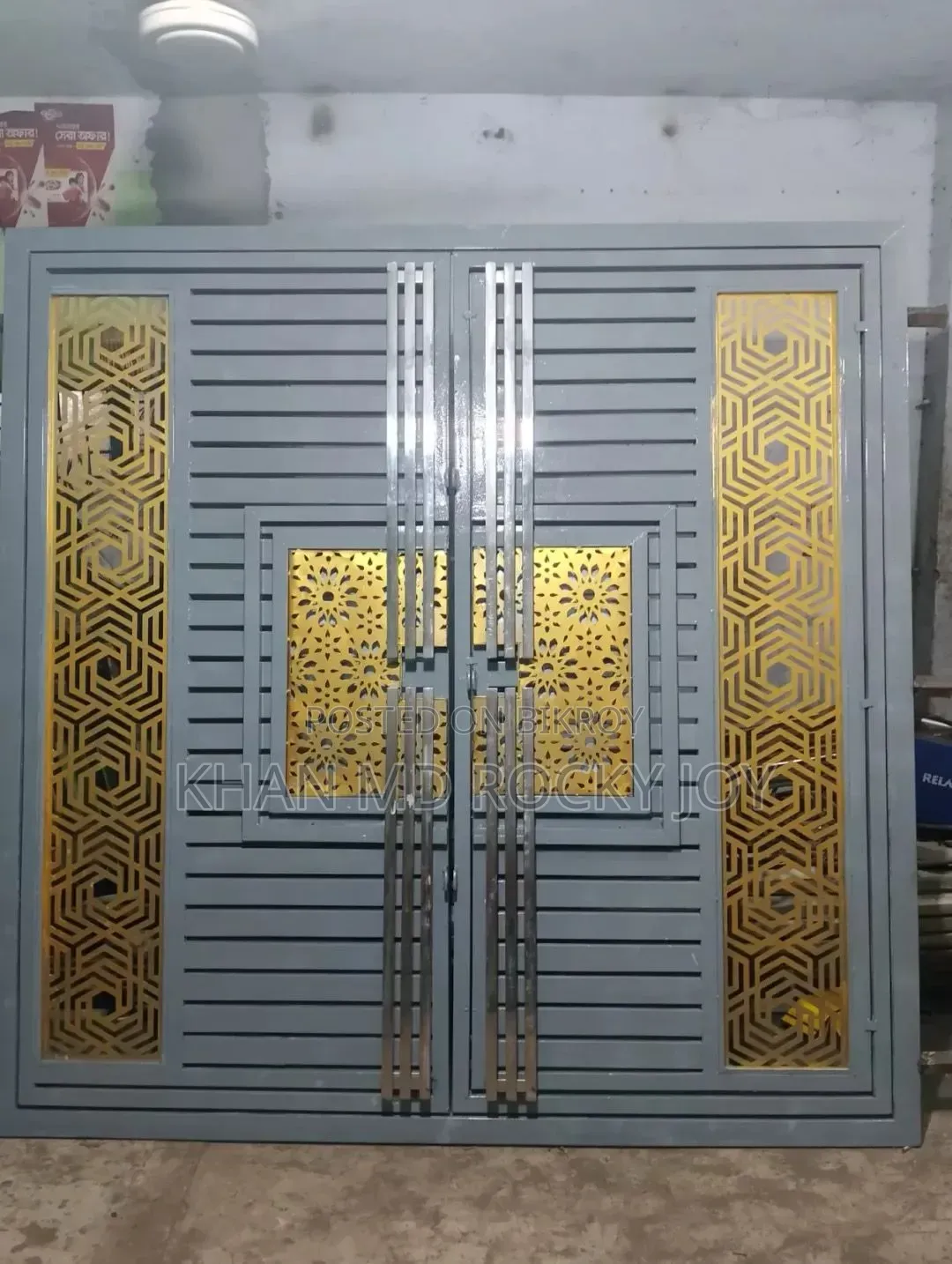 GI box pipe main gate available in any size