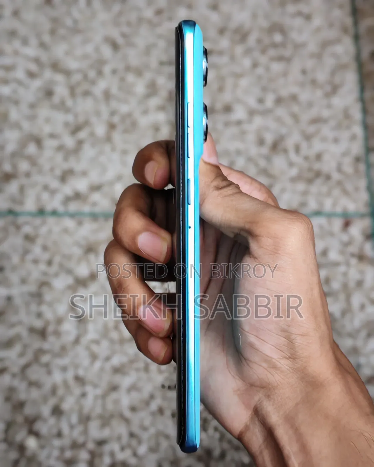 নতুন মটোরালা এজ ৬০ ফিউশন ২৫৬ জিবি নীল