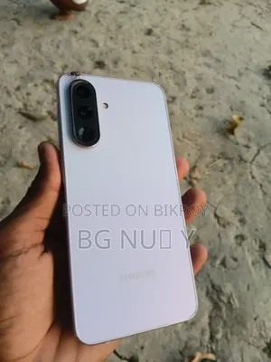 স্যামসাং গ্যালাক্সি এ৩৬ ১২৮ জিবি