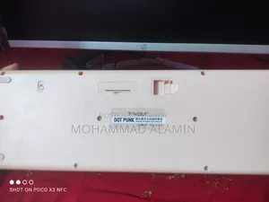 ব্লুটুথ কিবোর্ড।