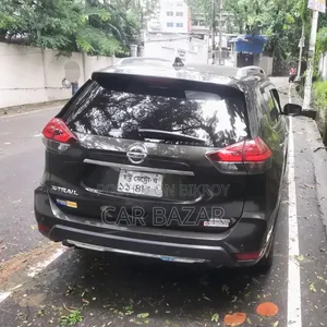 Nissan X-Trail 2.0 Hybrid FWD 2018 Black