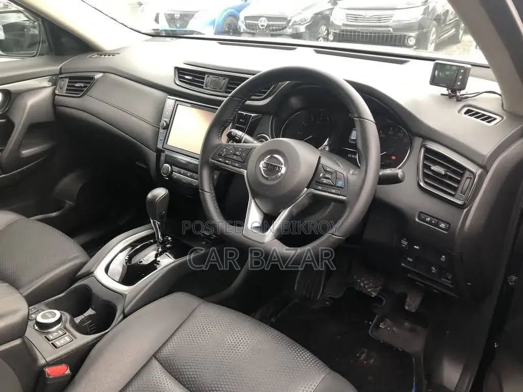 Nissan X-Trail 2.0 Hybrid FWD 2018 Black