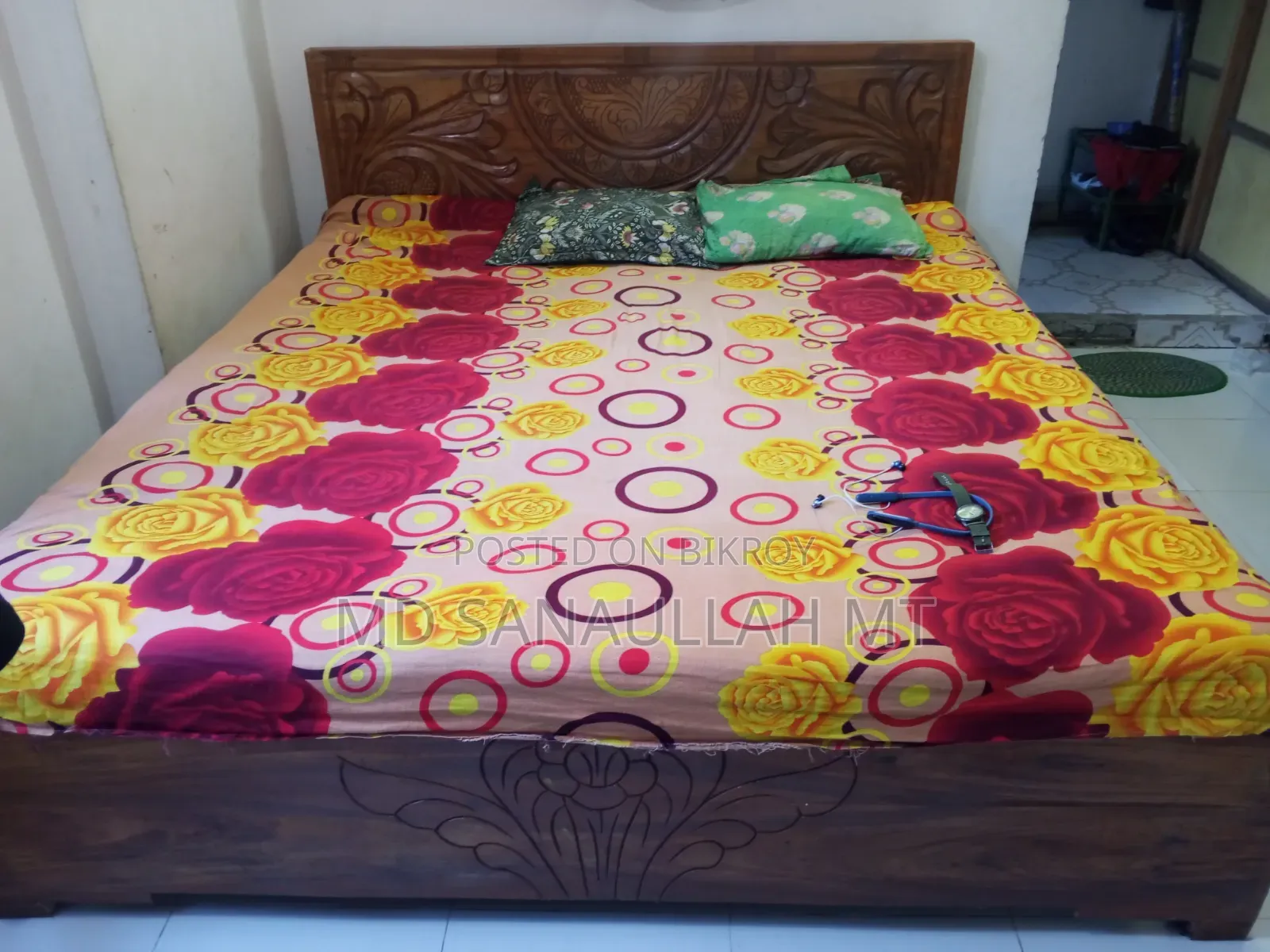 একটি সুন্দর খাট