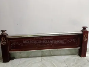 একটি খাট বিক্রি করা হবে।