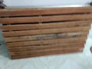 একটি খাট বিক্রি করা হবে।