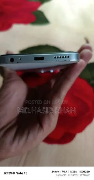 নতুন টেকনো স্পার্ক গো ১২৮ জিবি সিলভার