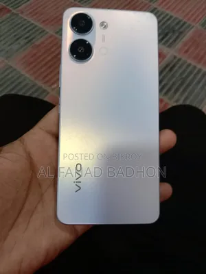 নতুন ভিভো ওয়াই০৫ ৬৪ জিবি সাদা