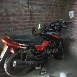 Yamaha Crux 2006 Black