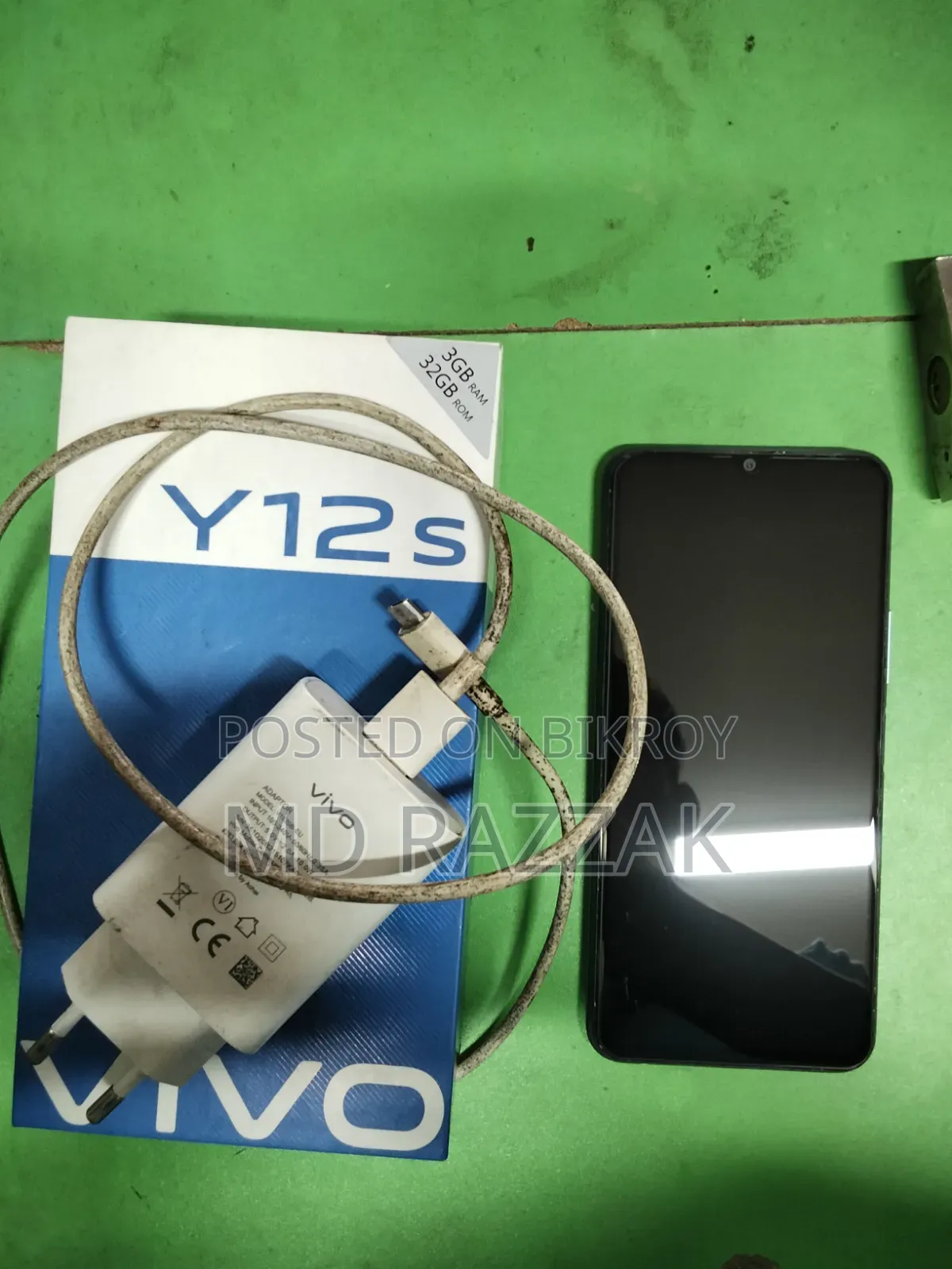Vivo Y12s 32 GB Black