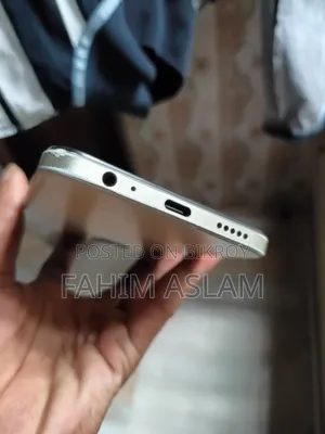 Vivo Y16 64 GB Gold