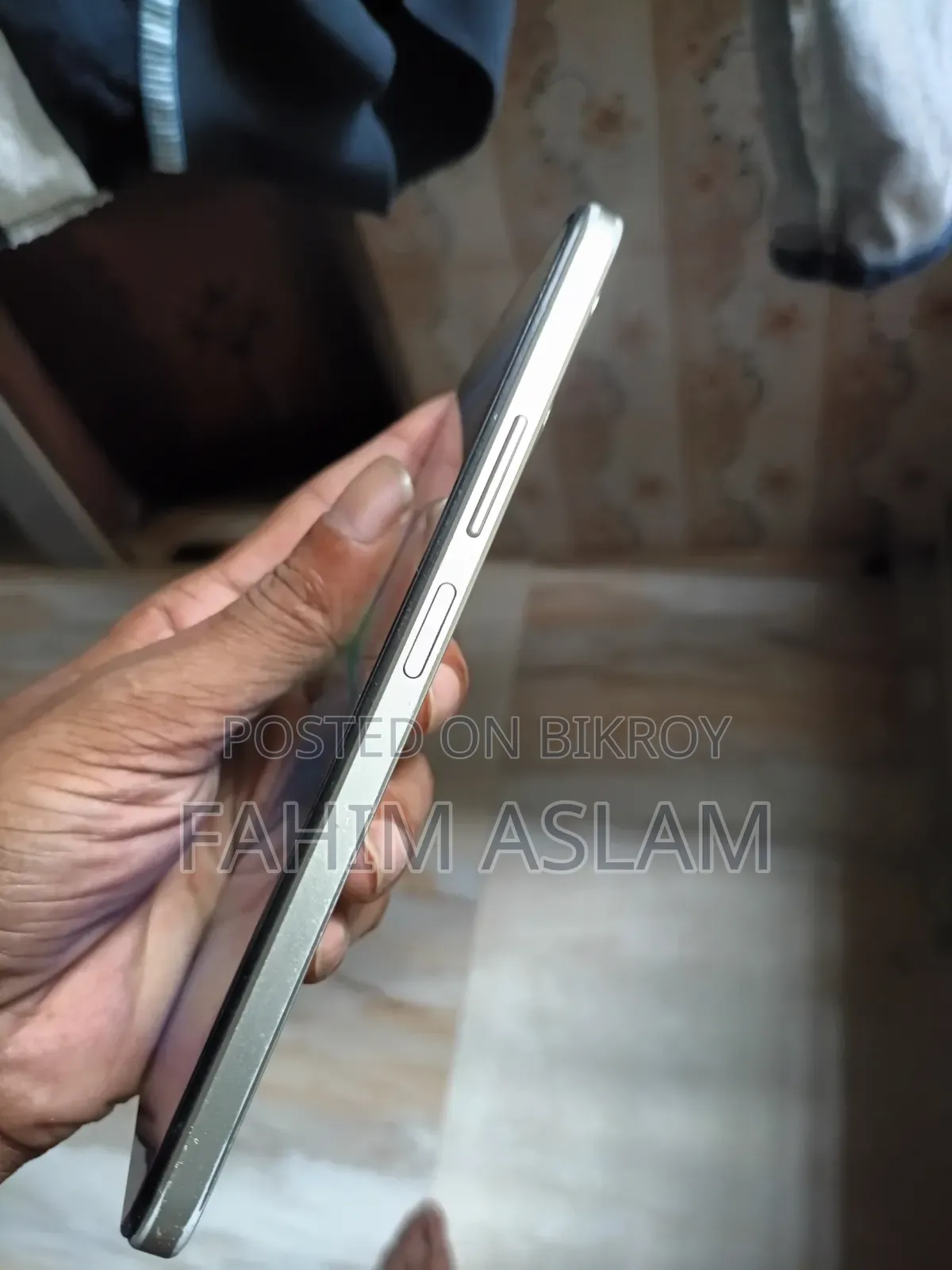 Vivo Y16 64 GB Gold