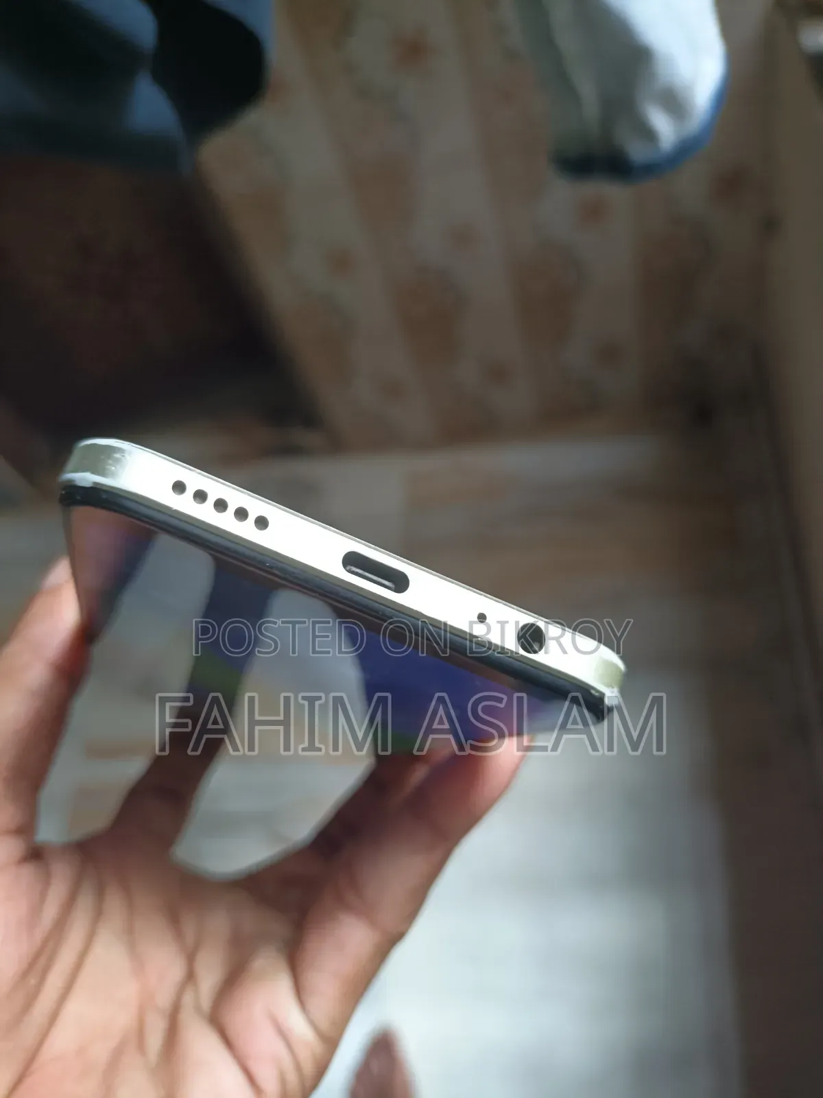 Vivo Y16 64 GB Gold