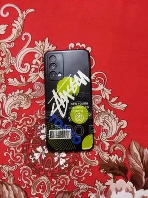 রিয়েলমি জিটি মাস্টার এডিশন ১২৮ জিবি রূপালী