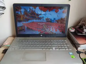 Laptop HP Pavilion 15-Cs3063cl 4GB Intel Core I5 HDD+SSD 1T