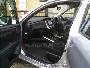 Toyota Corolla Fielder 1.5 Petrol FWD 2021 Silver