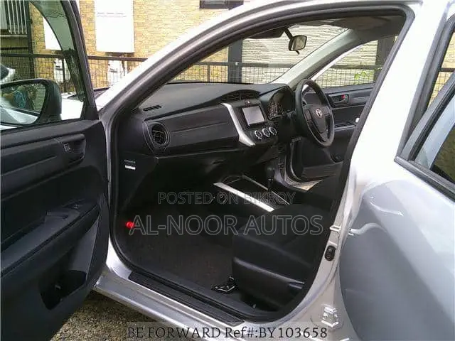 Toyota Corolla Fielder 1.5 Petrol FWD 2021 Silver