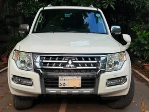 Mitsubishi Pajero V90 3.2 DI-D 2014 White