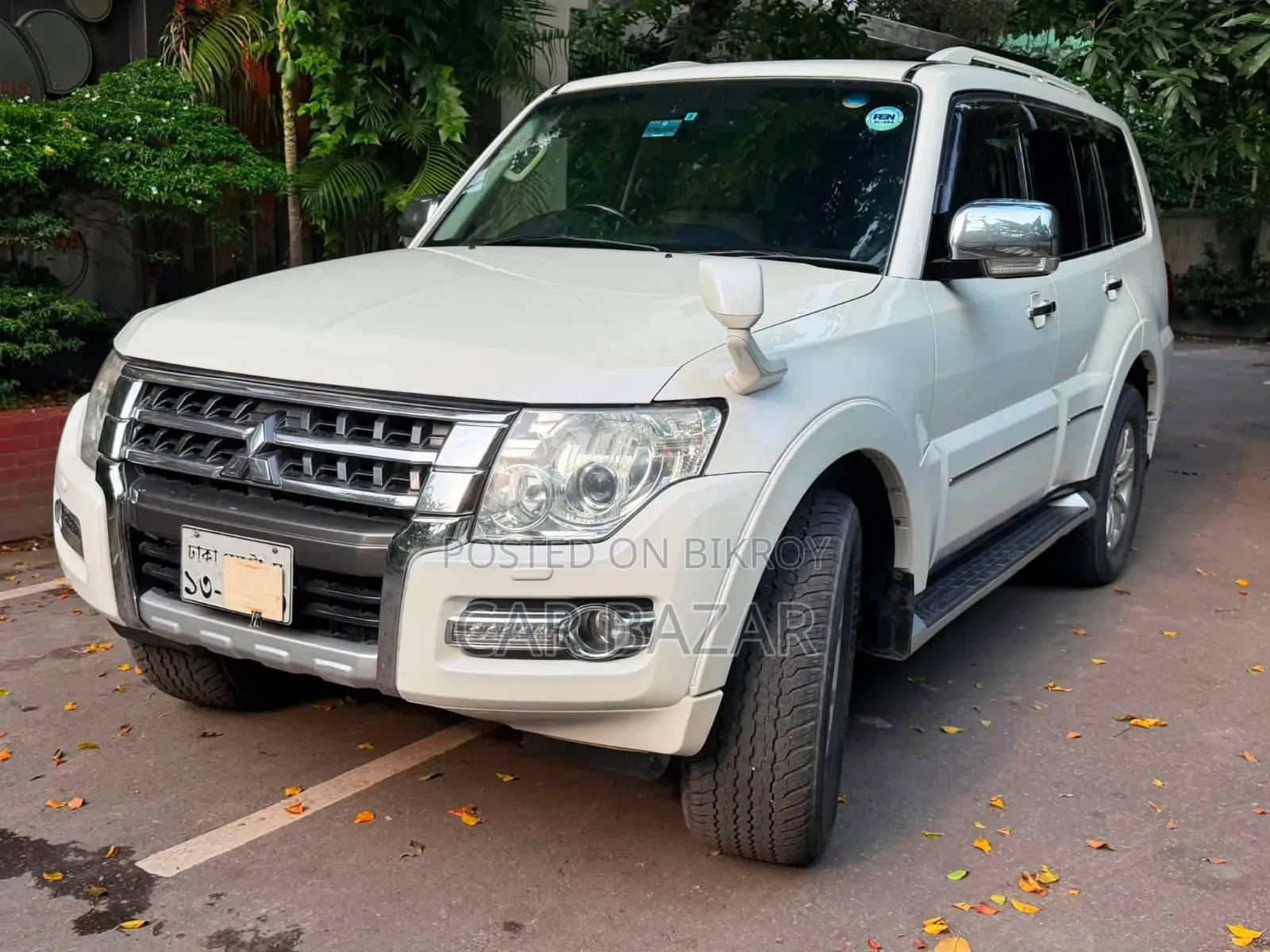 Mitsubishi Pajero V90 3.2 DI-D 2014 White