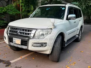 Mitsubishi Pajero V90 3.2 DI-D 2014 White