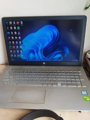 Laptop HP Pavilion 15-Cs3063cl 4GB Intel Core I5 HDD+SSD 1T