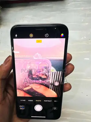 Apple iPhone X 64 GB White