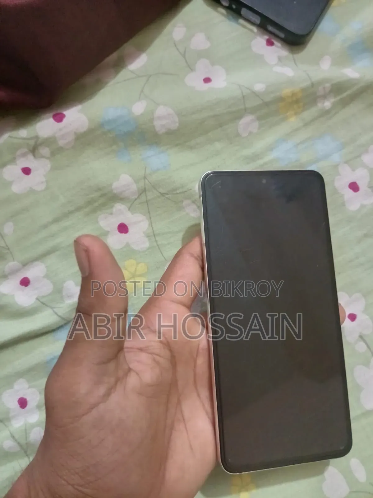 স্যামসাং গ্যালাক্সি এস২১ ৫জি ১২৮ জিবি হোয়াইট