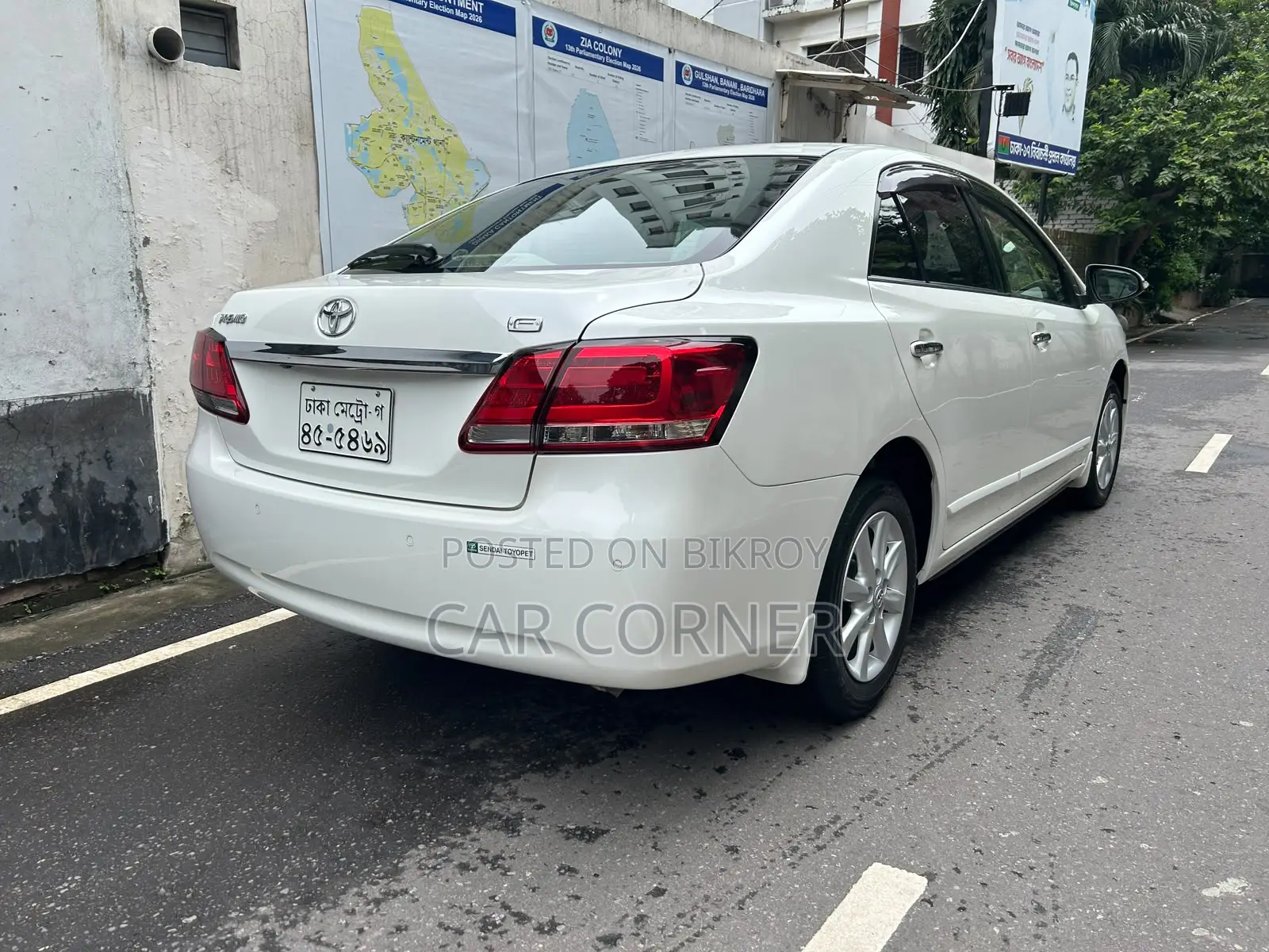 টয়োটা প্রিমিও ২০১৯ পার্ল