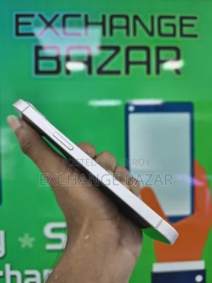 অ্যাপল আইফোন ১৩ ১২৮ জিবি হোয়াইট