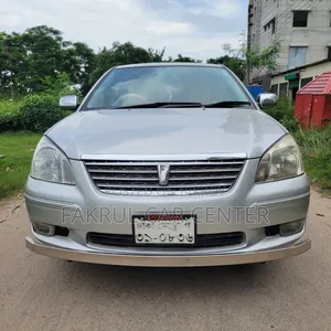 টয়োটা প্রিমিও ২০০৪ সিলভার