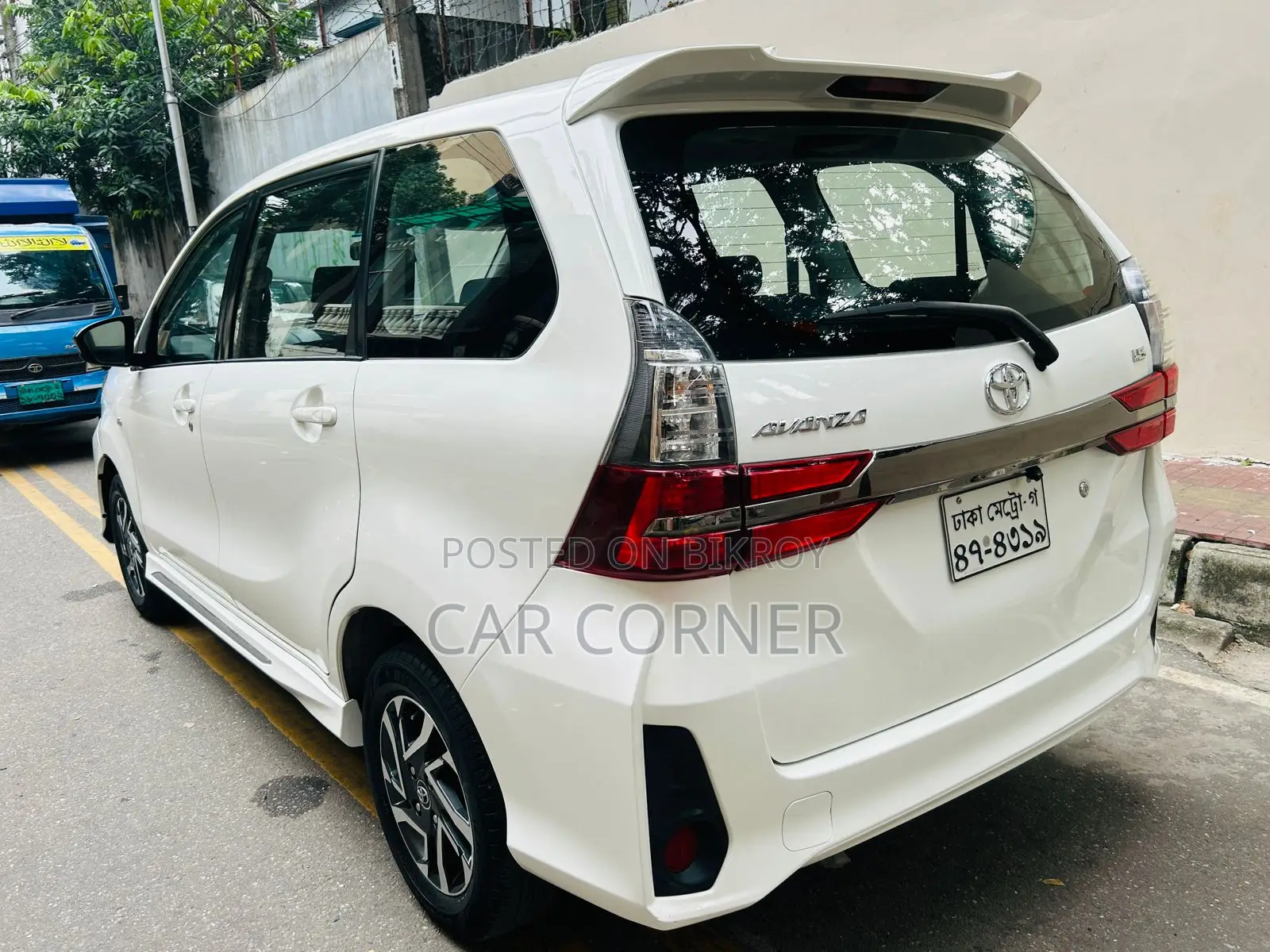 টয়োটা আভানজা ২০২১ পার্ল