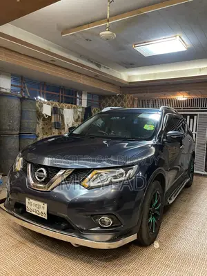 Nissan X-Trail 2.0 Petrol FWD 2015 Blue
