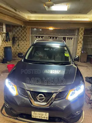 Nissan X-Trail 2.0 Petrol Front-Wheel Drive 2015 Blue