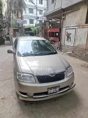 টয়োটা করোল্লা ২০০৪ সিলভার