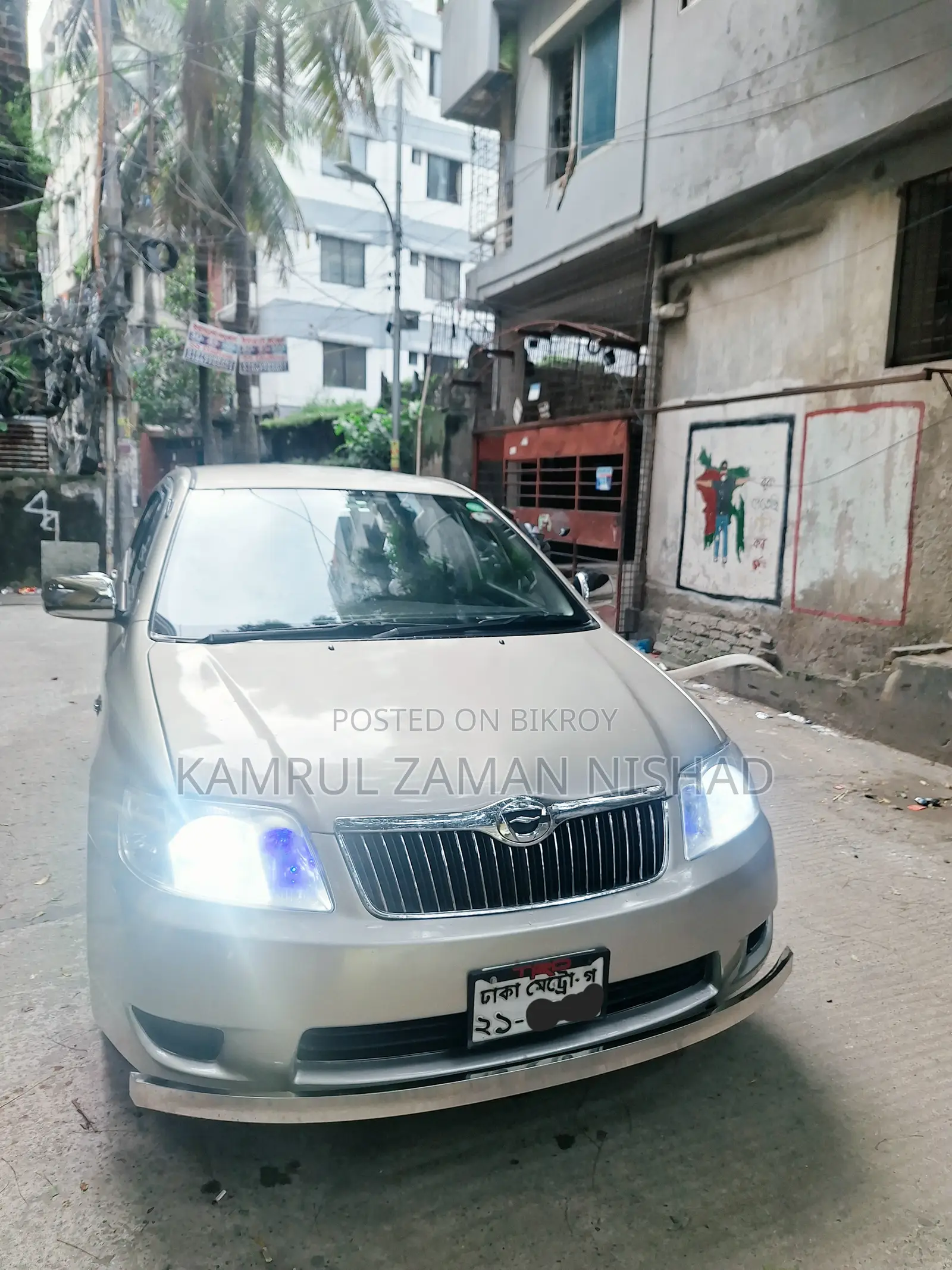 টয়োটা করোল্লা ২০০৪ সিলভার