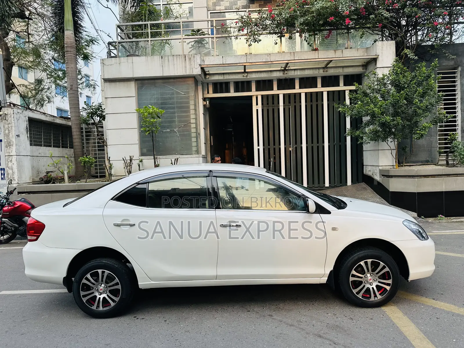 টয়োটা অ্যালিওন ২০০৬ পার্ল