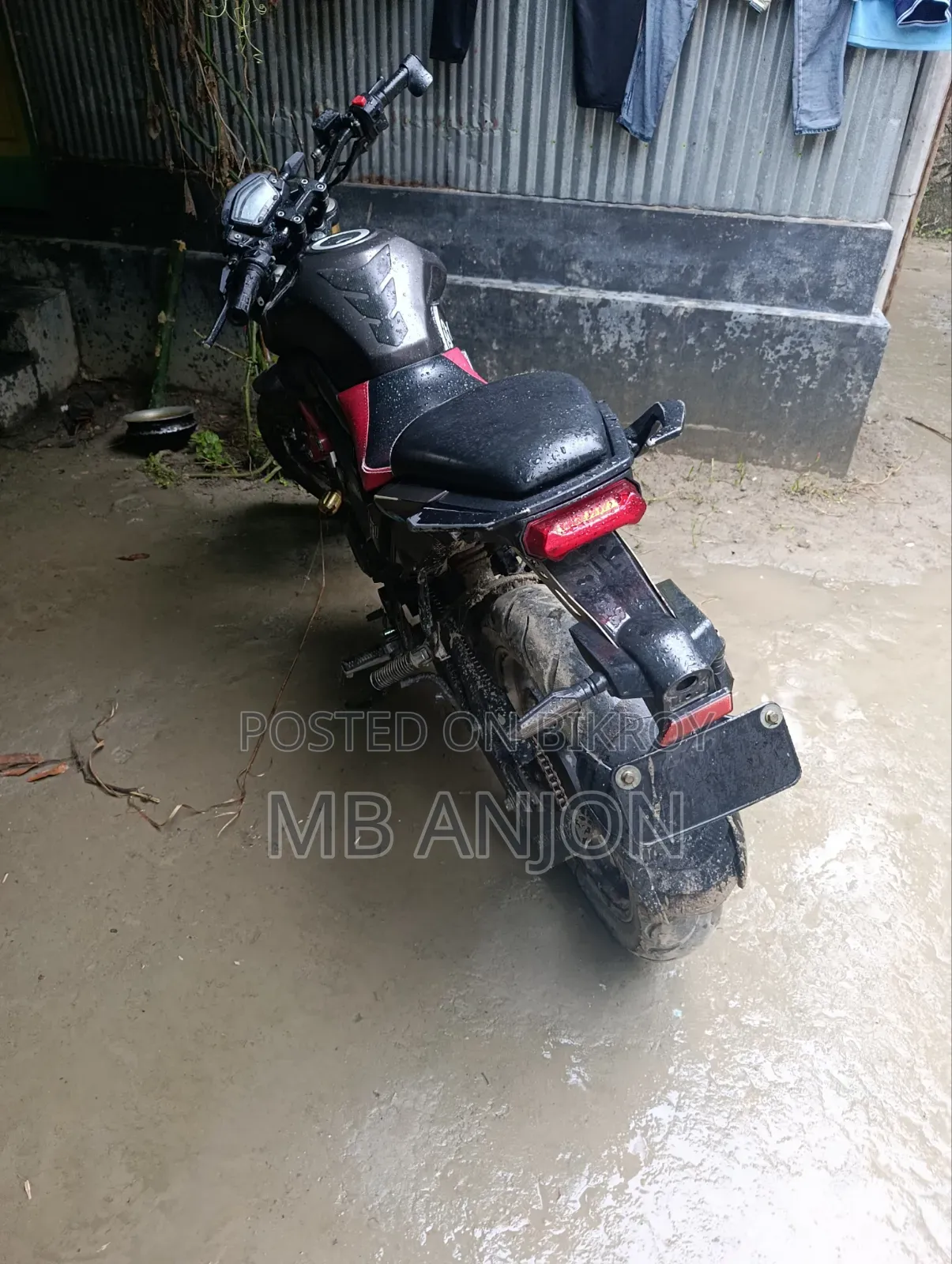 রানার বোল্ট ১৬৫আর ২০২২ কালো