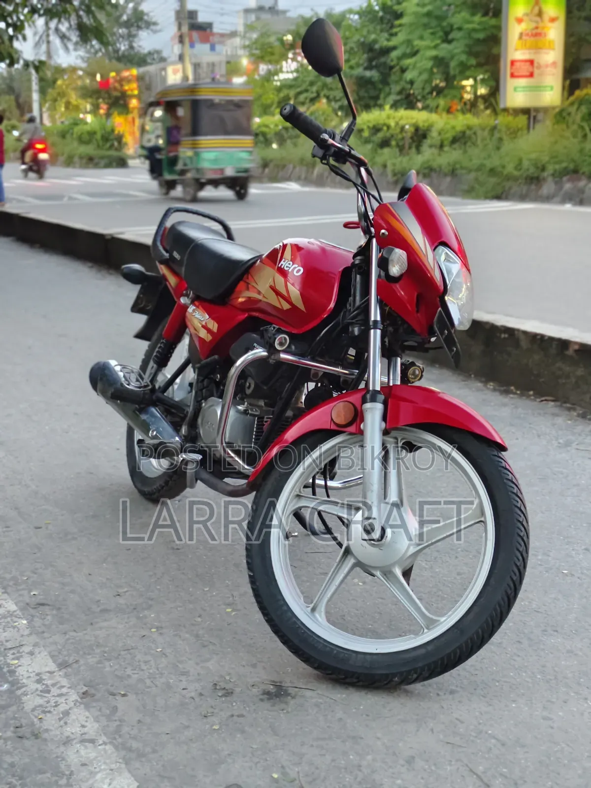 হিরো এইচএফ ডিলাক্স ২০২০ রেড