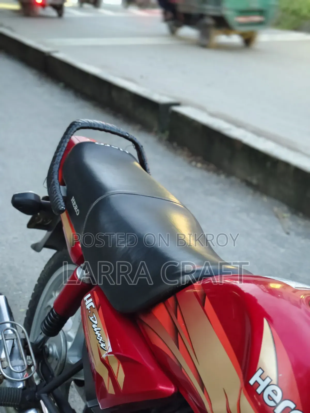 হিরো এইচএফ ডিলাক্স ২০২০ রেড