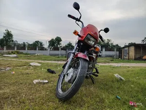 Hero 2009 Red