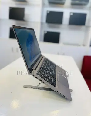 Laptop HP ZBook Firefly 14 G10 16GB Intel Core I5 SSD 512GB