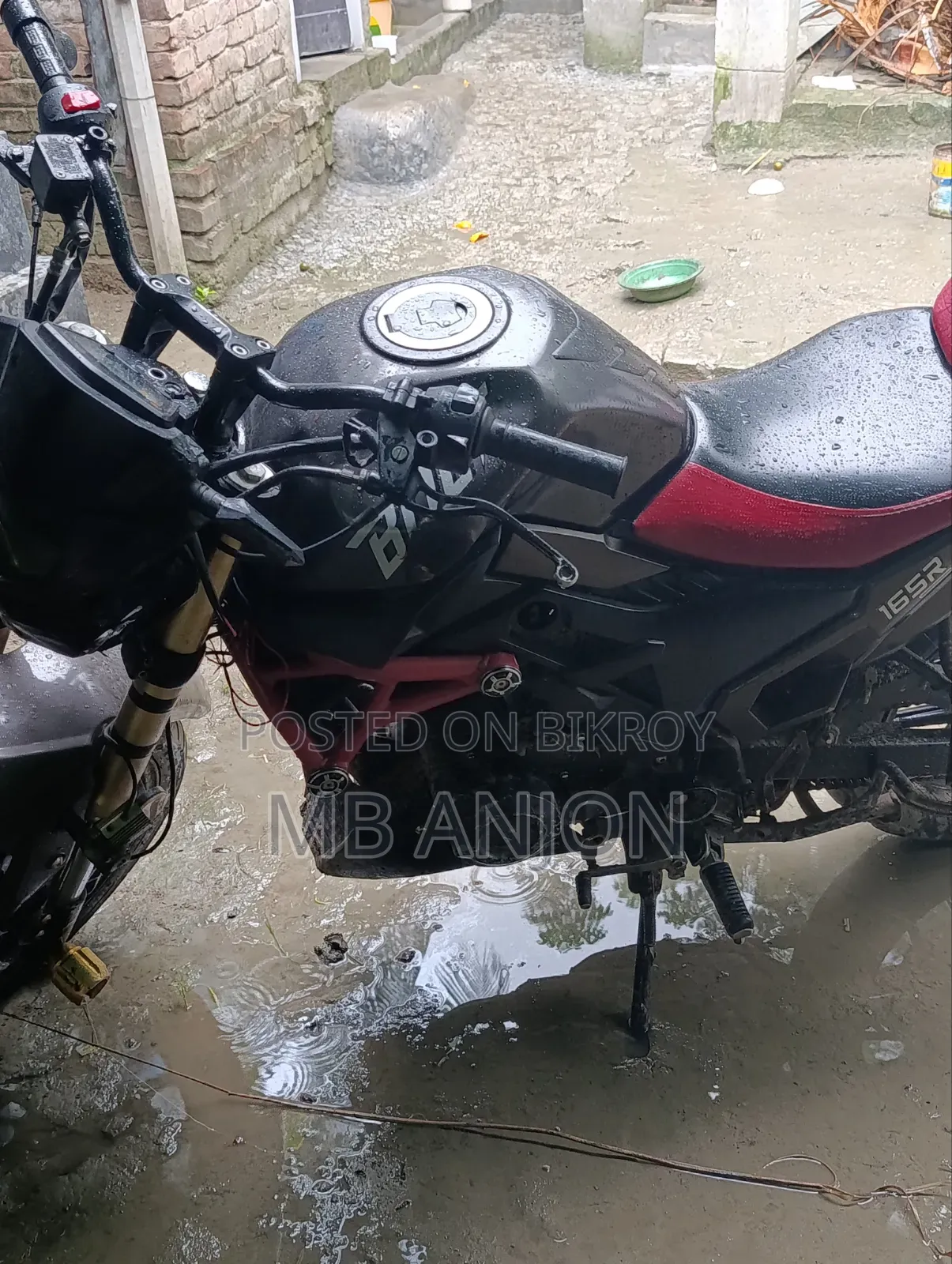 রানার বোল্ট ১৬৫আর ২০২২ কালো