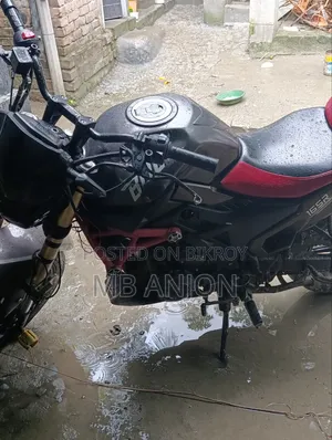 রানার বোল্ট ১৬৫আর ২০২২ কালো