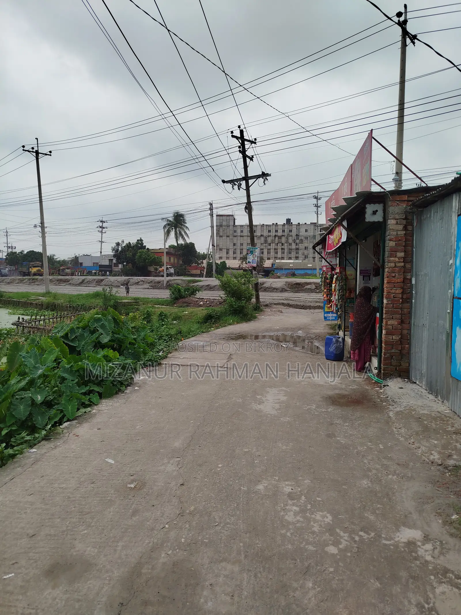 তারাব পৌরসভার নিকট ১.৬৬ কাঠা জমি বিক্রয়