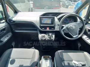 New Toyota Noah 1.8 FWD Hybrid (7 Seater) 2021 Black