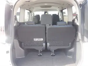 Toyota Noah 1.8 FWD Hybrid (7 seater) 2021 Pearl