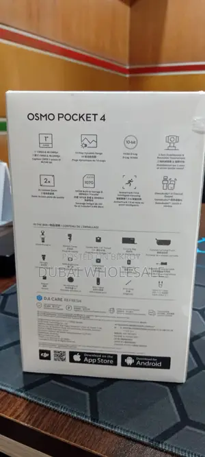 DJI Osmo Pocket 4 Creator Combo