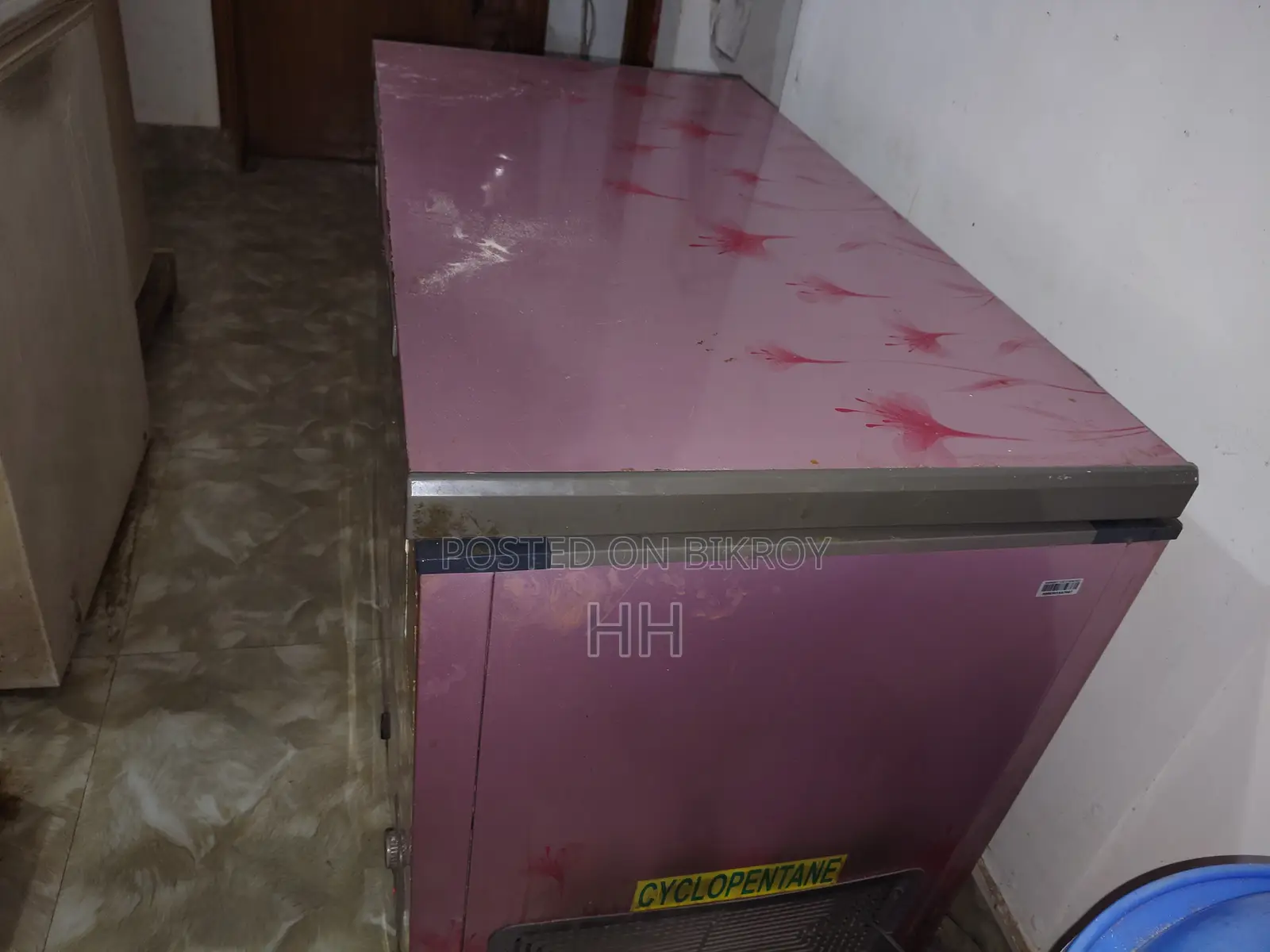 ওয়ালটন চেস্ট ফ্রিজ ৩০০ লিটার সেল,