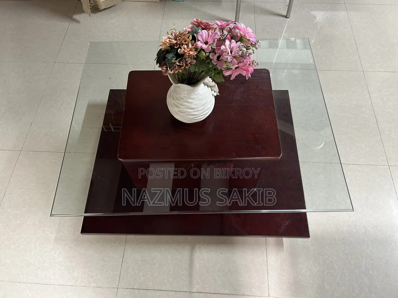 Slightly used brand new like wonderful tea table for sale