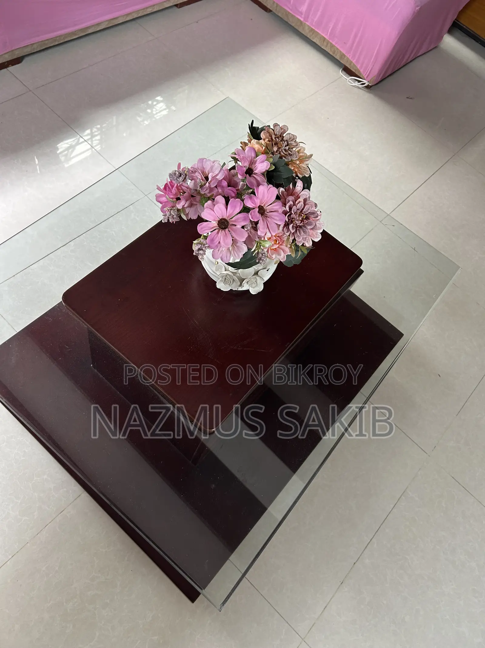 Slightly used brand new like wonderful tea table for sale