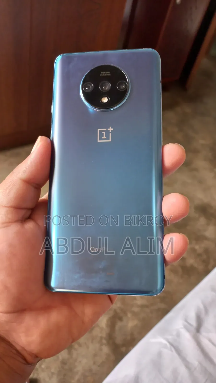 ওয়ানপ্লাস ৭টি ১২৮ জিবি নীল